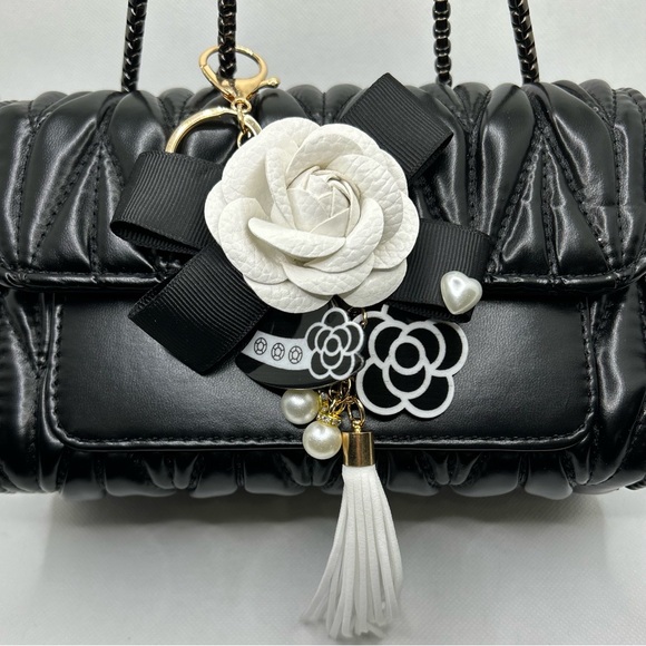 Black & White Camellia Flower Luxe Keychain & Bag Charm - Picture 1 of 4